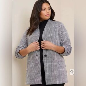 Torrid Studio Double Knit Long Line Blazer  Size 1 
Business Casual
